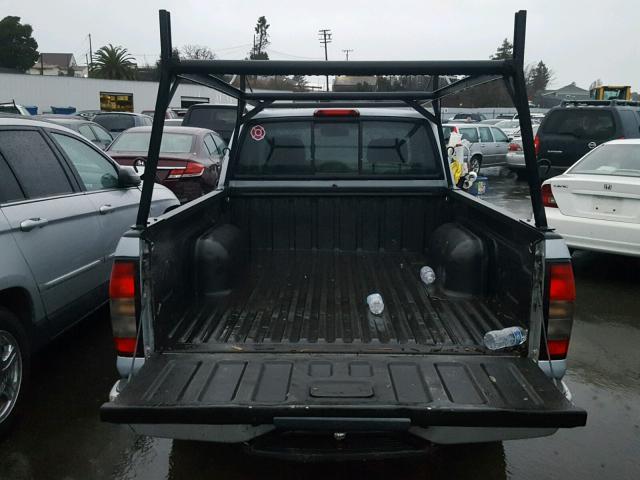 1N6ED26Y81C368622 - 2001 NISSAN FRONTIER K SILVER photo 9