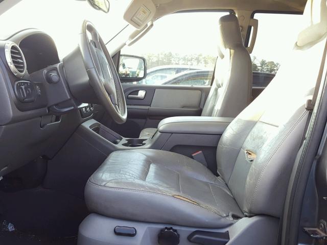 1FMRU15W13LB62684 - 2003 FORD EXPEDITION GRAY photo 5