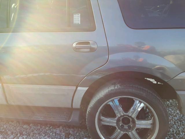 1FMRU15W13LB62684 - 2003 FORD EXPEDITION GRAY photo 9