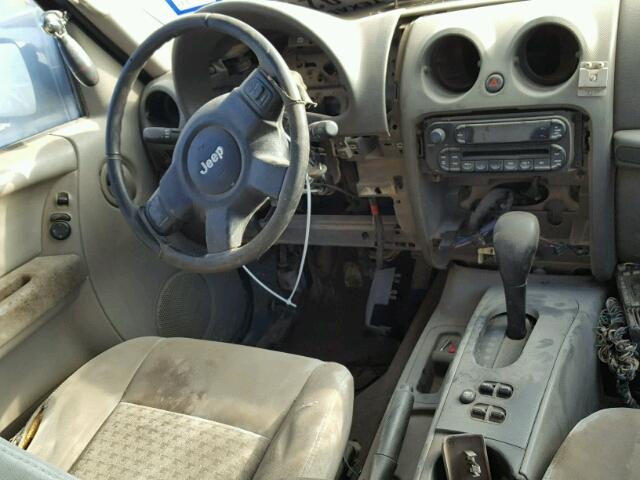 1J4GK48K46W123077 - 2006 JEEP LIBERTY SP GREEN photo 9