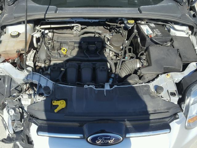 1FAHP3H26CL473383 - 2012 FORD FOCUS SEL SILVER photo 7