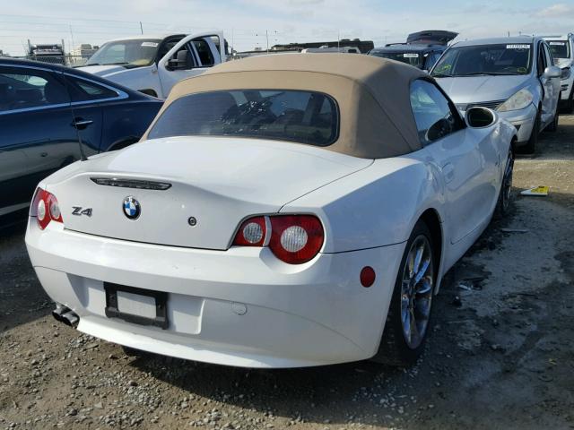 4USBT33545LS56943 - 2005 BMW Z4 2.5 WHITE photo 4