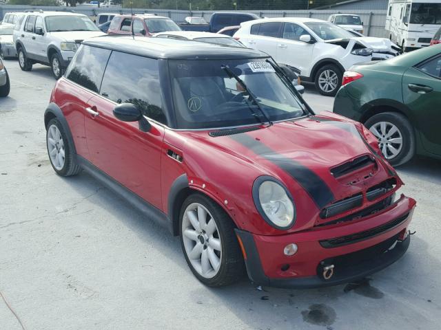 WMWRE33434TD82456 - 2004 MINI COOPER S RED photo 1