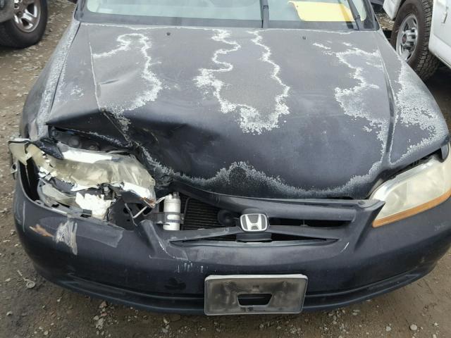 1HGCG16461A068406 - 2001 HONDA ACCORD LX BLACK photo 7