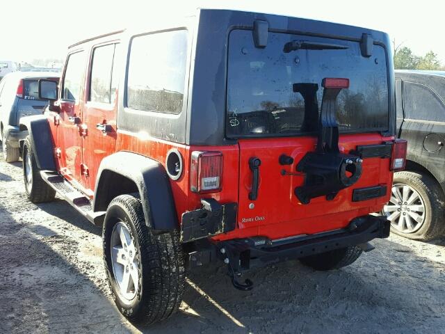 1C4HJWDG6FL550868 - 2015 JEEP WRANGLER U RED photo 3