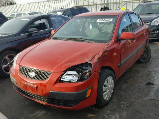 KNADE223896481810 - 2009 KIA RIO BASE RED photo 2