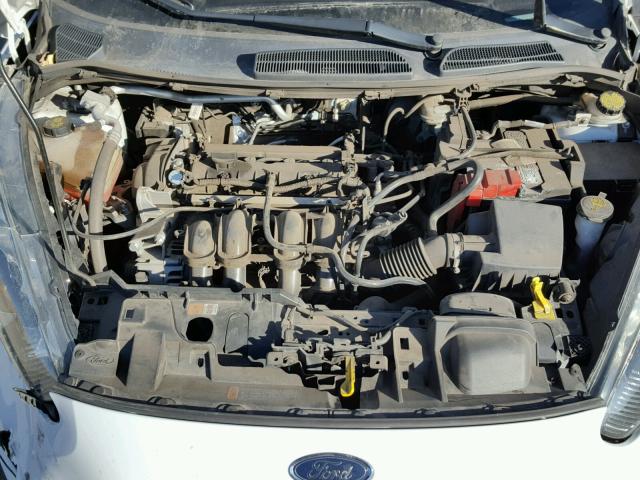 3FADP4EJ2EM212317 - 2014 FORD FIESTA SE WHITE photo 7