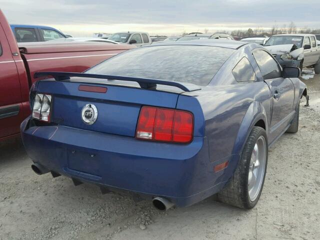 1ZVFT82H675229845 - 2007 FORD MUSTANG GT BLUE photo 4