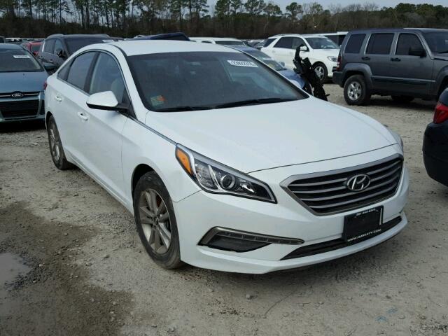 5NPE24AFXFH079778 - 2015 HYUNDAI SONATA SE WHITE photo 1