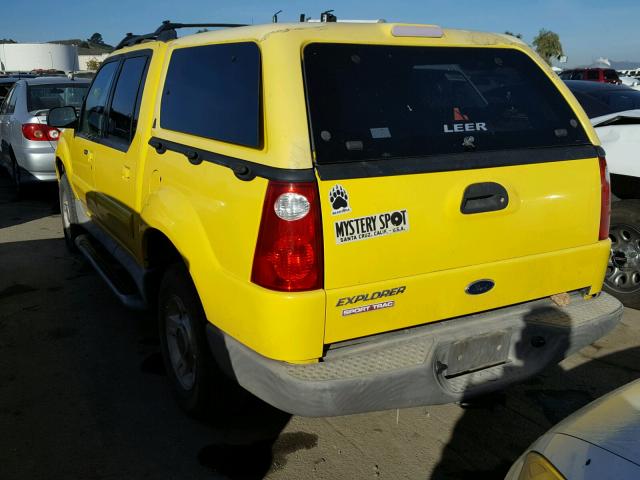 1FMZU67E02UD07353 - 2002 FORD EXPLORER S YELLOW photo 3