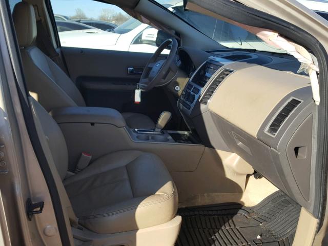 2FMDK38C77BB48677 - 2007 FORD EDGE SEL GOLD photo 5