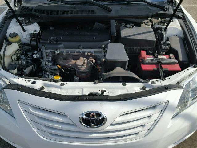 4T4BE46K79R096324 - 2009 TOYOTA CAMRY BASE WHITE photo 7