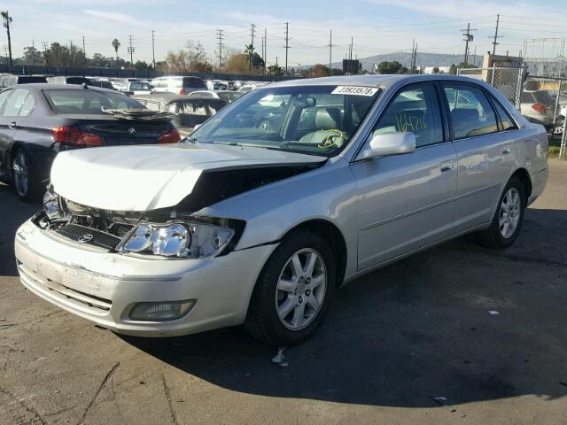 4T1BF28B81U164319 - 2001 TOYOTA AVALON XL SILVER photo 2