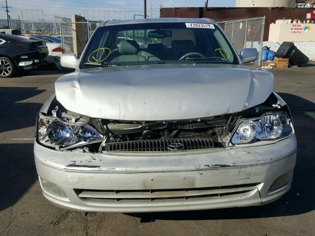 4T1BF28B81U164319 - 2001 TOYOTA AVALON XL SILVER photo 9