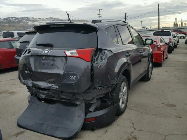 JTMRFREV9FJ049148 - 2015 TOYOTA RAV4 XLE GRAY photo 4