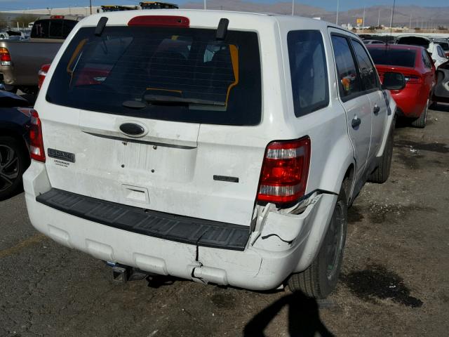 1FMCU0C73BKC65749 - 2011 FORD ESCAPE XLS WHITE photo 4