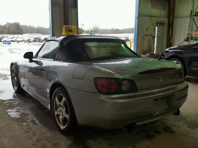 JHMAP1142YT001019 - 2000 HONDA S2000 SILVER photo 3