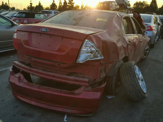 3FAHP0HA5CR276843 - 2012 FORD FUSION SE RED photo 4