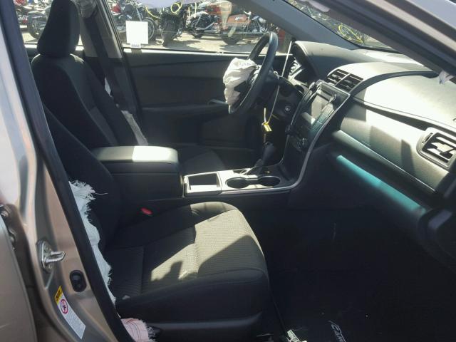 4T4BF1FK2FR492507 - 2015 TOYOTA CAMRY LE TAN photo 5