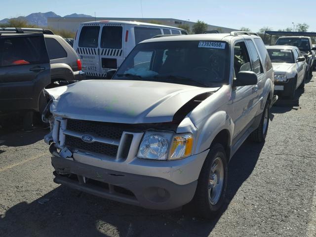 1FMYU60E02UC72576 - 2002 FORD EXPLORER S SILVER photo 2