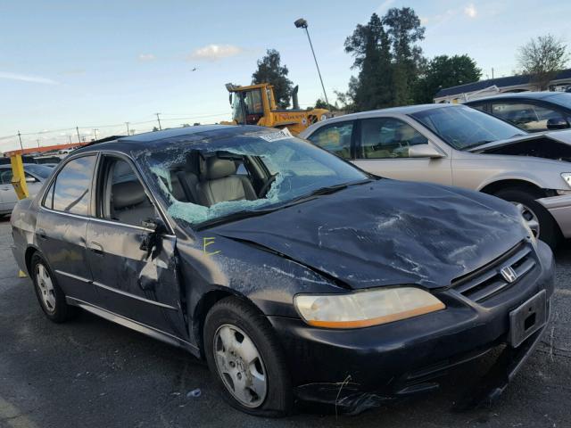 1HGCG165X1A049768 - 2001 HONDA ACCORD EX BLACK photo 1