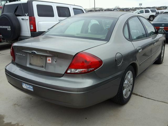 1FAFP53264A191607 - 2004 FORD TAURUS SE GREEN photo 4