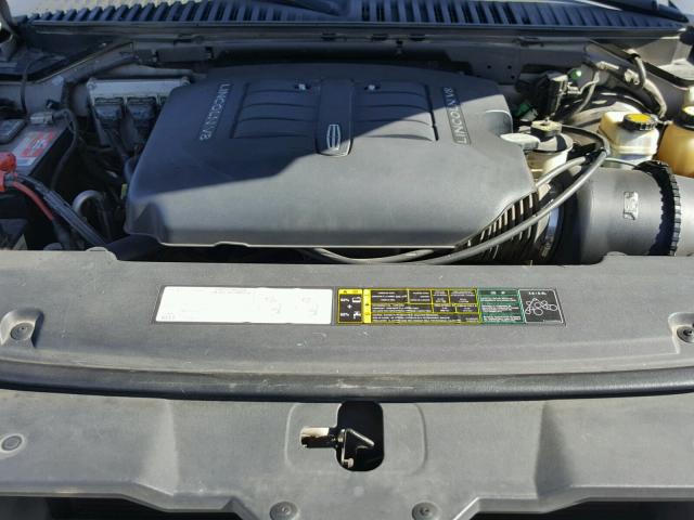 5LMFU27R94LJ42262 - 2004 LINCOLN NAVIGATOR ბეჟი ფოტო 7