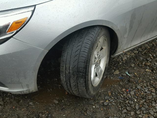 1G11B5SL3EF215453 - 2014 CHEVROLET MALIBU LS ვერცხლისფერი ფოტო 9