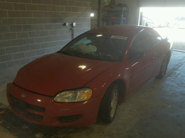 4B3AG42H31E021987 - 2001 DODGE STRATUS SE RED photo 2