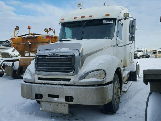 1FUJA6CV65LN97570 - 2005 FREIGHTLINER CONVENTION WHITE photo 2