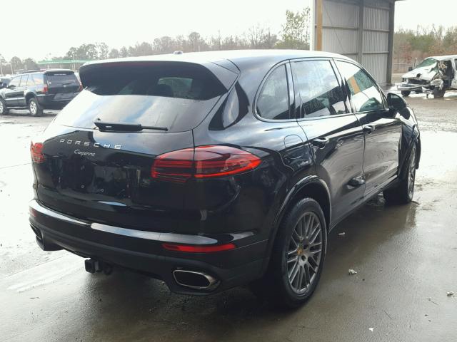 WP1AA2A22HKA82244 - 2017 PORSCHE CAYENNE BLACK photo 4