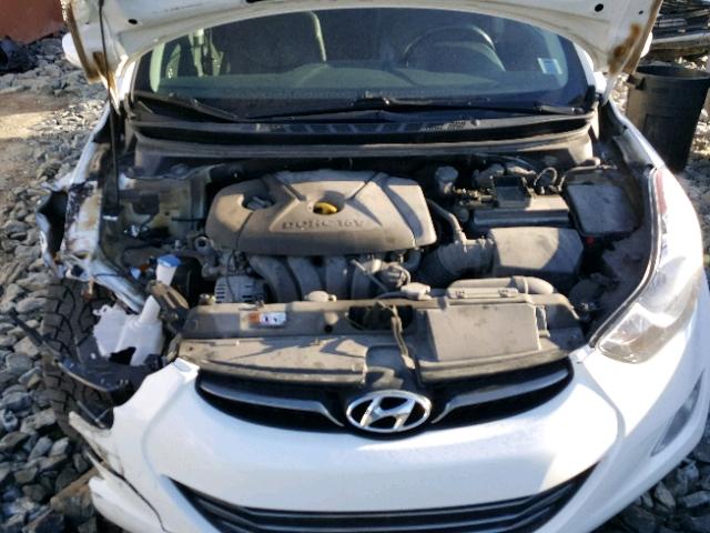 5NPDH4AEXDH397642 - 2013 HYUNDAI ELANTRA GL WHITE photo 7