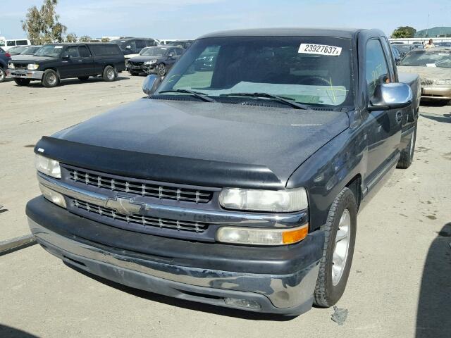 2GCEC19V611325985 - 2001 CHEVROLET SILVERADO SILVER photo 2