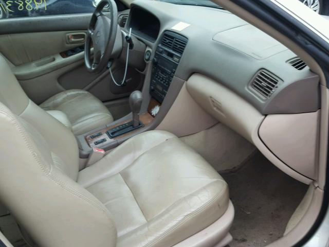 JT8BF28G5W5013826 - 1998 LEXUS ES 300 BEIGE photo 5