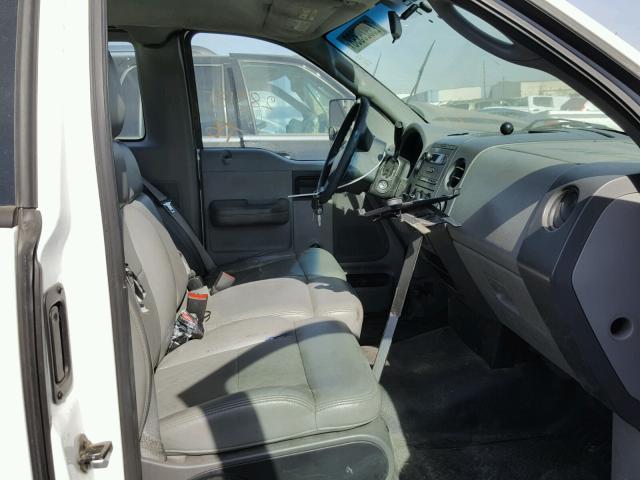 1FTRF12208KD37746 - 2008 FORD F150 WHITE photo 5