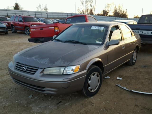 4T1BG22K6XU886757 - 1999 TOYOTA CAMRY CE BEIGE photo 2