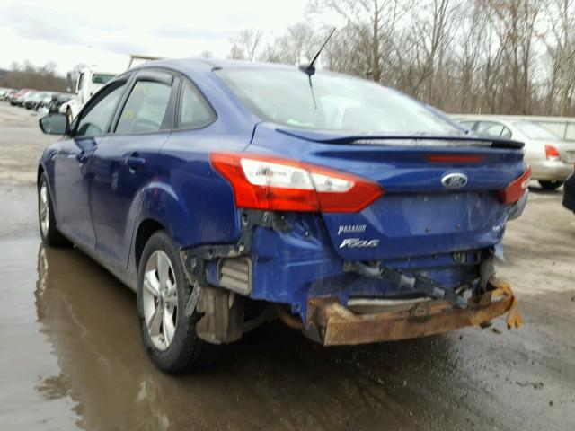 1FAHP3F26CL323700 - 2012 FORD FOCUS SE BLUE photo 3