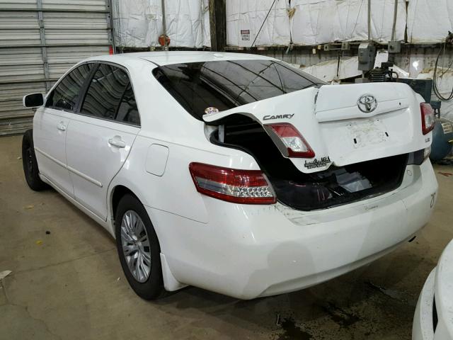 4T4BF3EK9AR008483 - 2010 TOYOTA CAMRY BASE WHITE photo 3