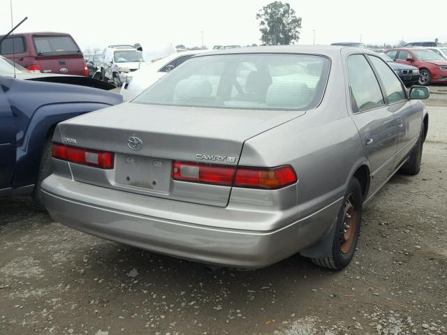 4T1BG22K0XU423187 - 1999 TOYOTA CAMRY CE GRAY photo 4