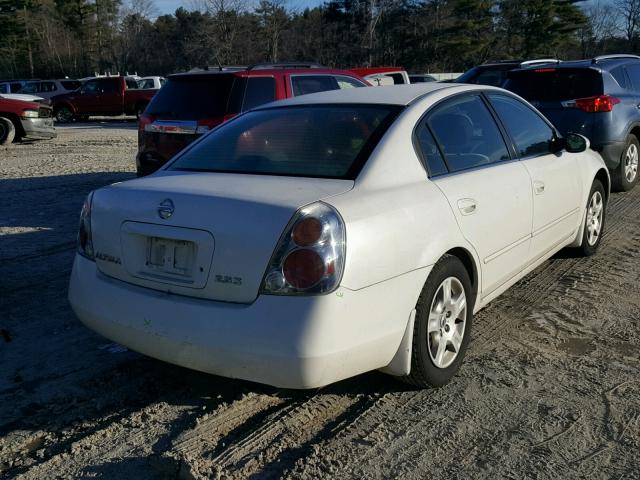 1N4AL11D73C345473 - 2003 NISSAN ALTIMA BAS GOLD photo 4