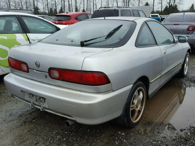 JH4DC4453YS008078 - 2000 ACURA INTEGRA LS WHITE photo 4