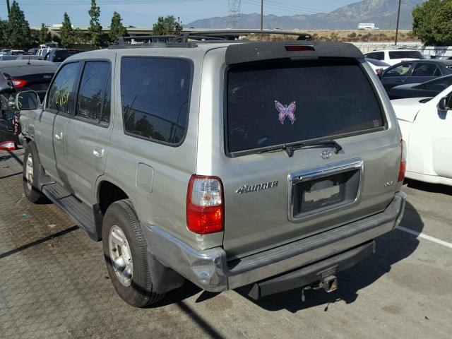 JT3GN86R320227937 - 2002 TOYOTA 4RUNNER SR SILVER photo 3