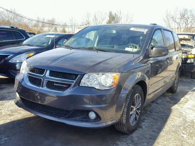 2C4RDGCG8HR852157 - 2017 DODGE GRAND CARA BLACK photo 2