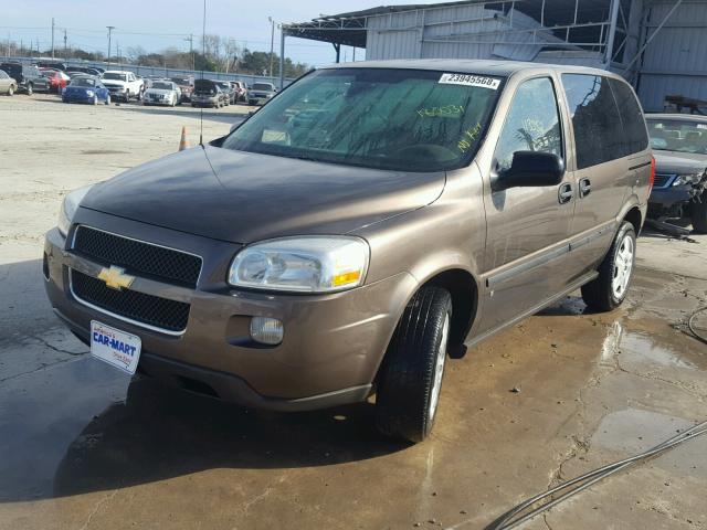 1GNDU23W28D180031 - 2008 CHEVROLET UPLANDER L GOLD photo 2