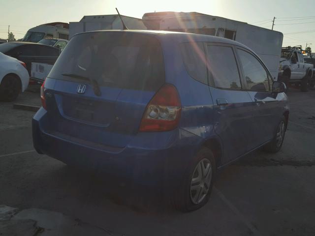 JHMGD38488S065463 - 2008 HONDA FIT BLUE photo 4