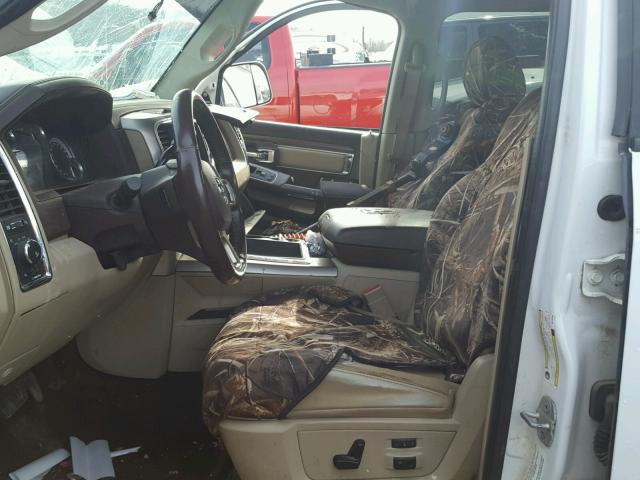 3C63RRJL3EG142756 - 2014 RAM 3500 LARAM WHITE photo 5
