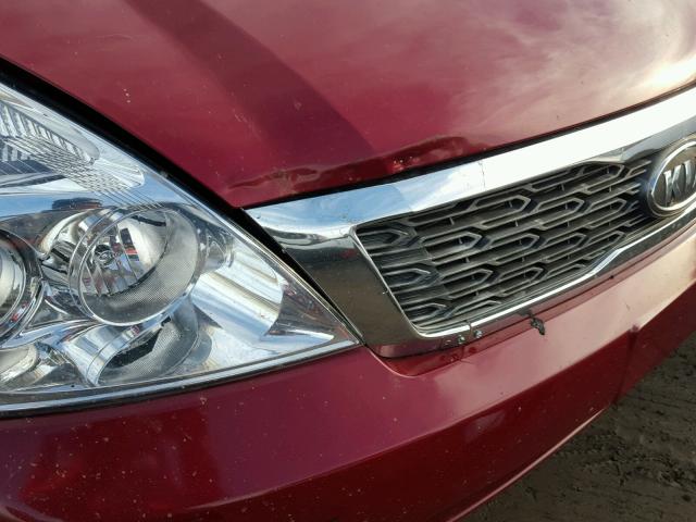 KNDMG4C79C6439289 - 2012 KIA SEDONA LX RED photo 9