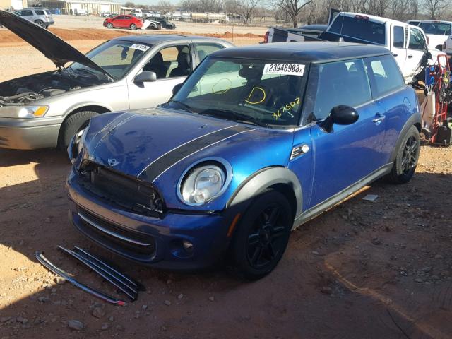 WMWSU3C57CT367502 - 2012 MINI COOPER BLUE photo 2