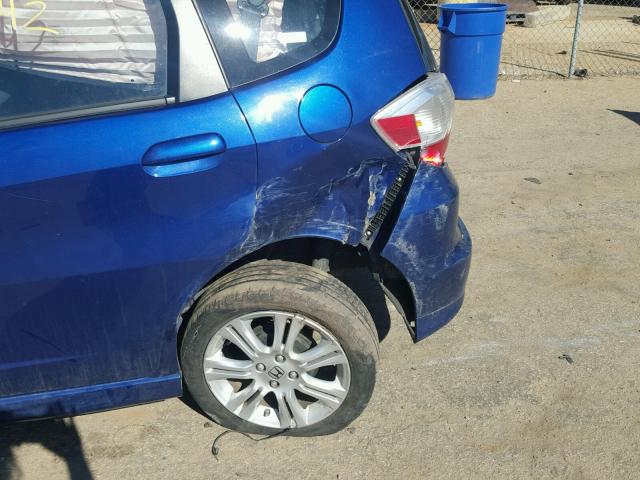 JHMGE88469S016578 - 2009 HONDA FIT SPORT BLUE photo 9