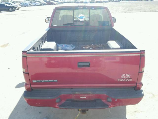 1GTCS145628154719 - 2002 GMC SONOMA RED photo 9